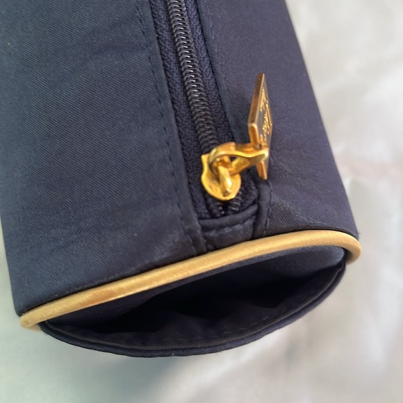 Dior Beauty Makeup Case Royal Blue cosmetic Circular Case - Picture 5 of 9